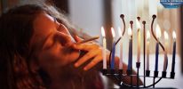 lev-yarden-lighting-ciggie-from-hanukia_23_0542.jpg